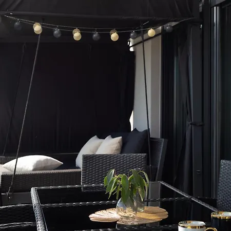 Luxury Penthouse Nubu فيلة