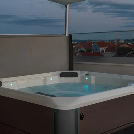 Luxury Penthouse Nubu فيلة *