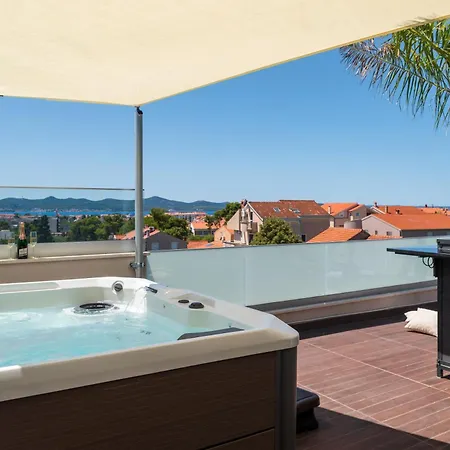 فيلة Luxury Penthouse Nubu