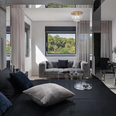 Luxury Penthouse Nubu فيلة زادار