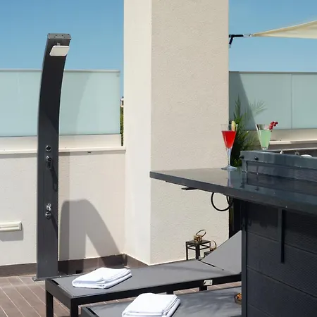 Luxury Penthouse Nubu * زادار